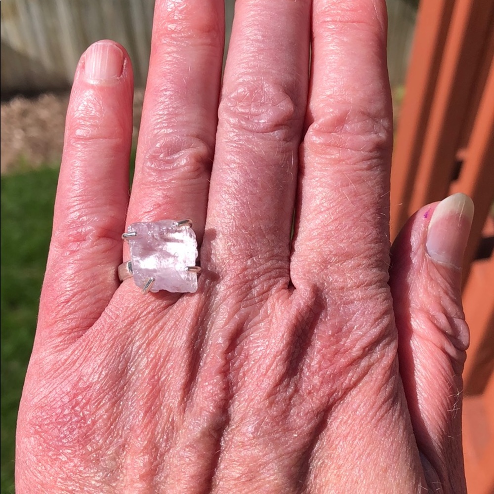 BOUTIQUE ROUGH KUNZITE 925 STERLING SILVER RING, 7 - Picture 6 of 7